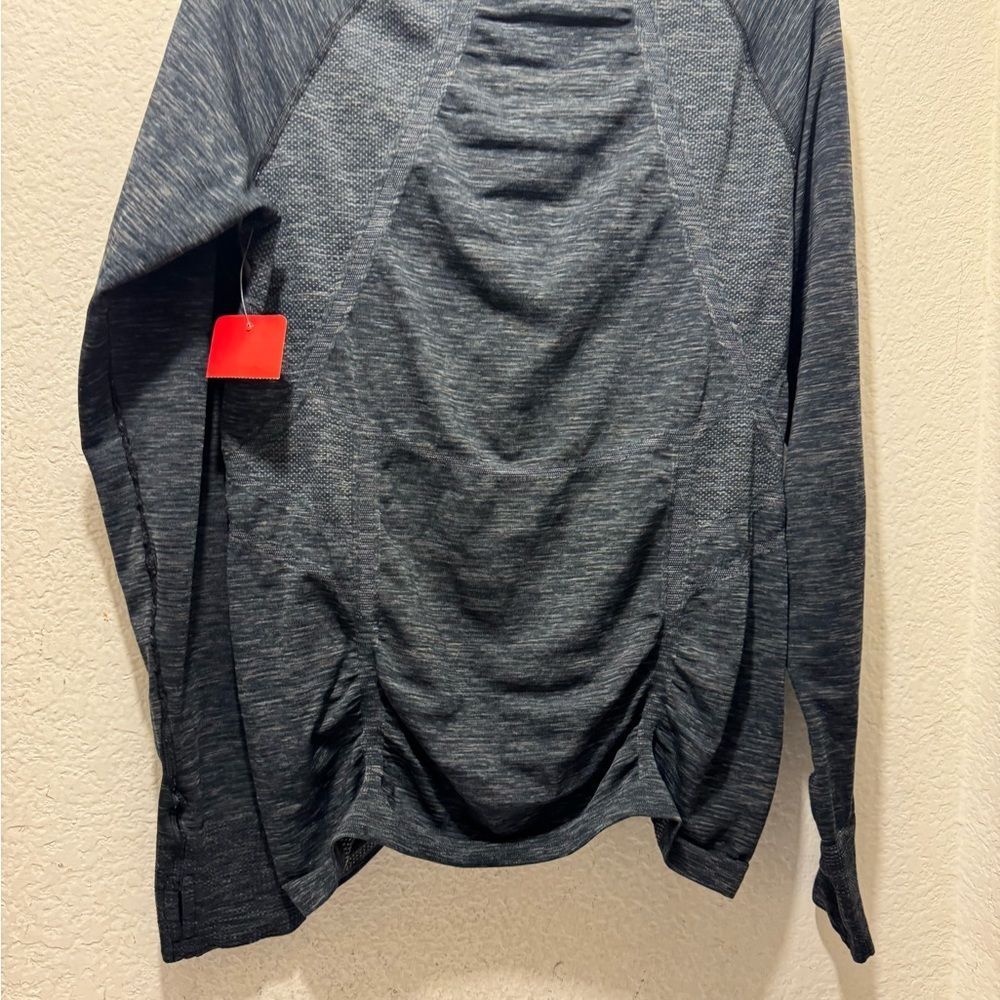 Athleta Heathered Gray Performance Top - image 5